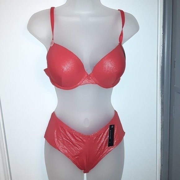 Youmita Red Shimmery 40C Plunge Underwire Bra & XL Hipster NWT - Picture 1 of 7